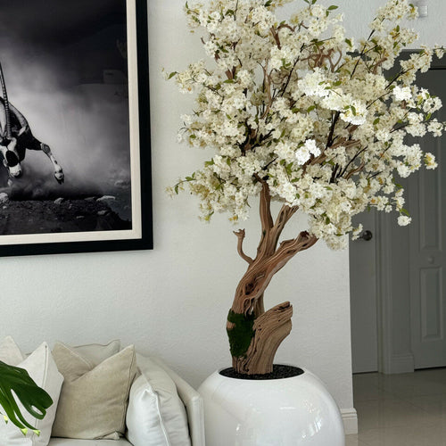 Vase globe blanc brillant avec cerisier personnalisé